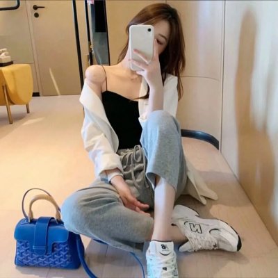在巨人中间